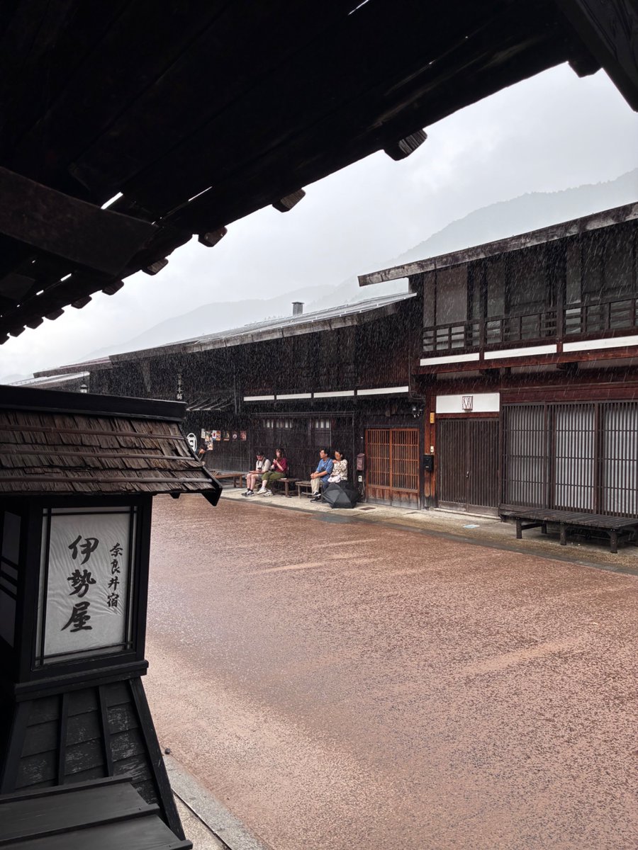 OfficalTnk82198's tweet photo. まってなかなかの雨 https://t.co/UQLTXKUEA7