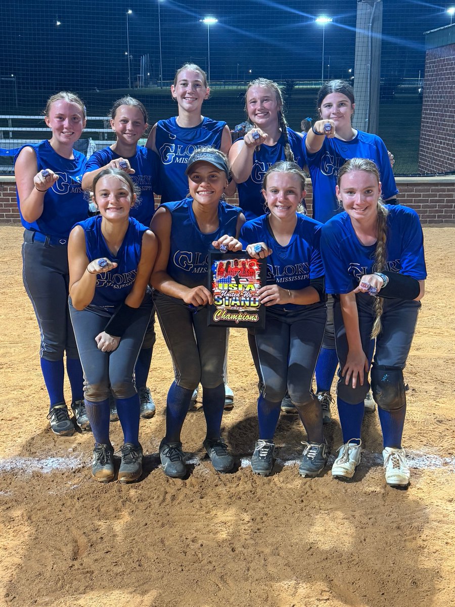 xtremedemarini's tweet photo. USFA United We Stand-Booneville, MS-Mississippi Glory 10-12 2K14-National 14-Lewis went 12-1 to win the “SHIP”
In the 10U-12U-14U  divisions! Congrats ladies! #ALLIN https://t.co/Ofu3nnadUG