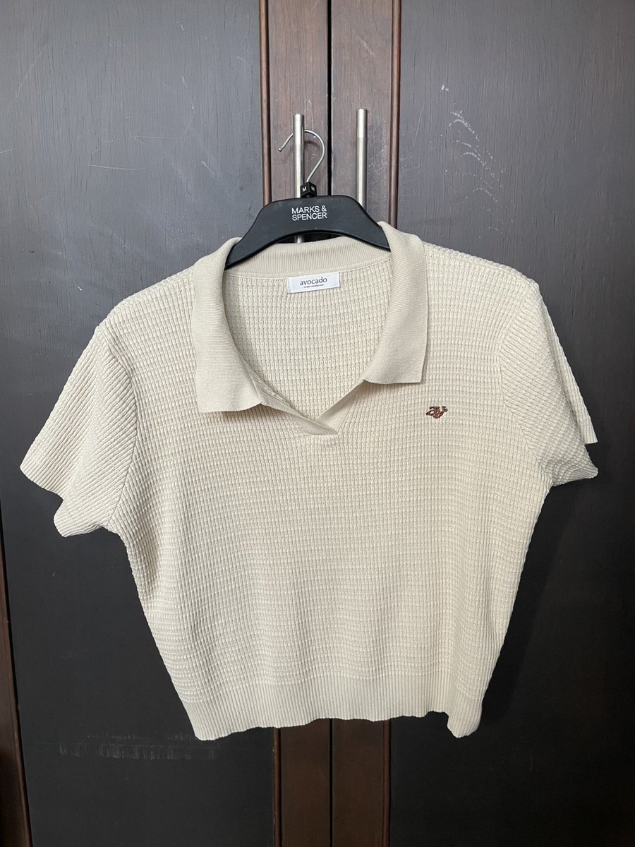 Khunnai2ndHand's tweet photo. avocado - Lunar Polo Tops เสื้อโปโลแขนสั้น สีครีม
ส่งต่อ 150.- รวมส่งค่ะ
#เสื้อผ้ามือสอง #เสื้อผ้ามือ2 #avocado #ส่งต่อavocado #ส่งต่อเสื้อผ้ามือสอง #ส่งต่อstylist #ส่งต่อเสื้อผ้า #mon2sun #ส่งต่อbeming #ส่งต่อmon2sun #ส่งต่อเสื้อผ้ามือสองสภาพดี #ส่งต่อcintage https://t.co/g1fsT1cE5X
