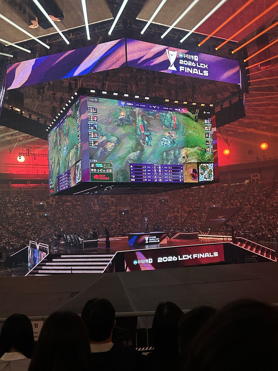 Mimi47543's tweet photo. Let‘s gooo #lck #hlewin #grandfinals #geng #hle https://t.co/3LURd48tLK