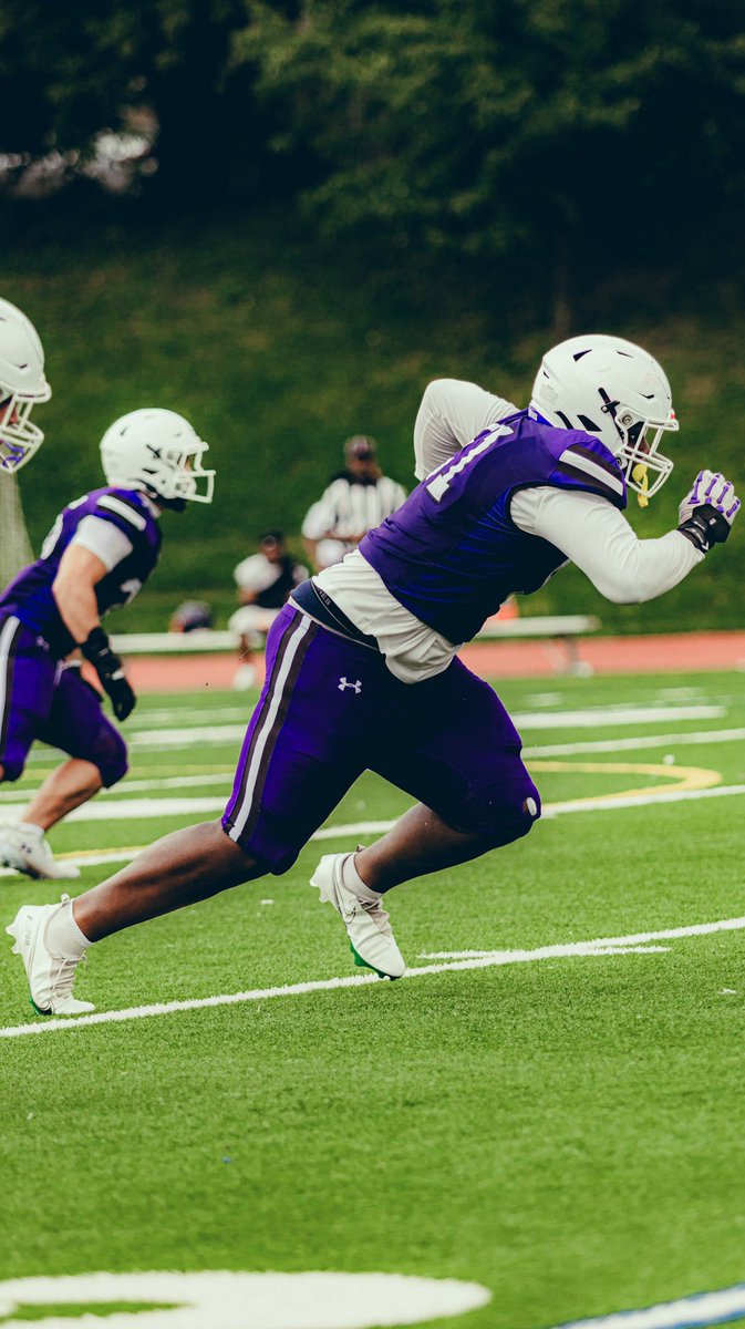 MichaelManuba4's tweet photo. Great win against Lawrenceville School 30-20‼️‼️

4tfls / 7tckls / 3 pressures / 6’4 290
@tdhald @MarylandHigh @FTRreport @TrenchCombat @MSJ_Football @EdOBrienCFB https://t.co/zkcrQMMWiF