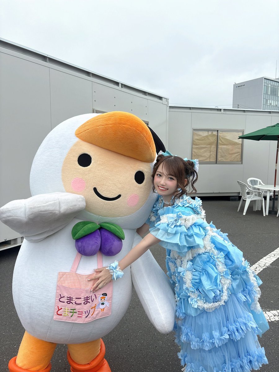 yui_ss0109's tweet photo. こんにちゆいゆい〜!!
今日のラッキーナンバーは77!

#ミライフェスト すごく楽しい時間をありがとうございました✨️にゅーカラコンどう?🫶

とまチョップと📸
仲良しになった!可愛かった🩵

そしてライブ後は、こっちのけんとさんのライブを密かに見てました👀最高でした🥹

苫小牧また待っててね💐 https://t.co/KJBWn2yoZf