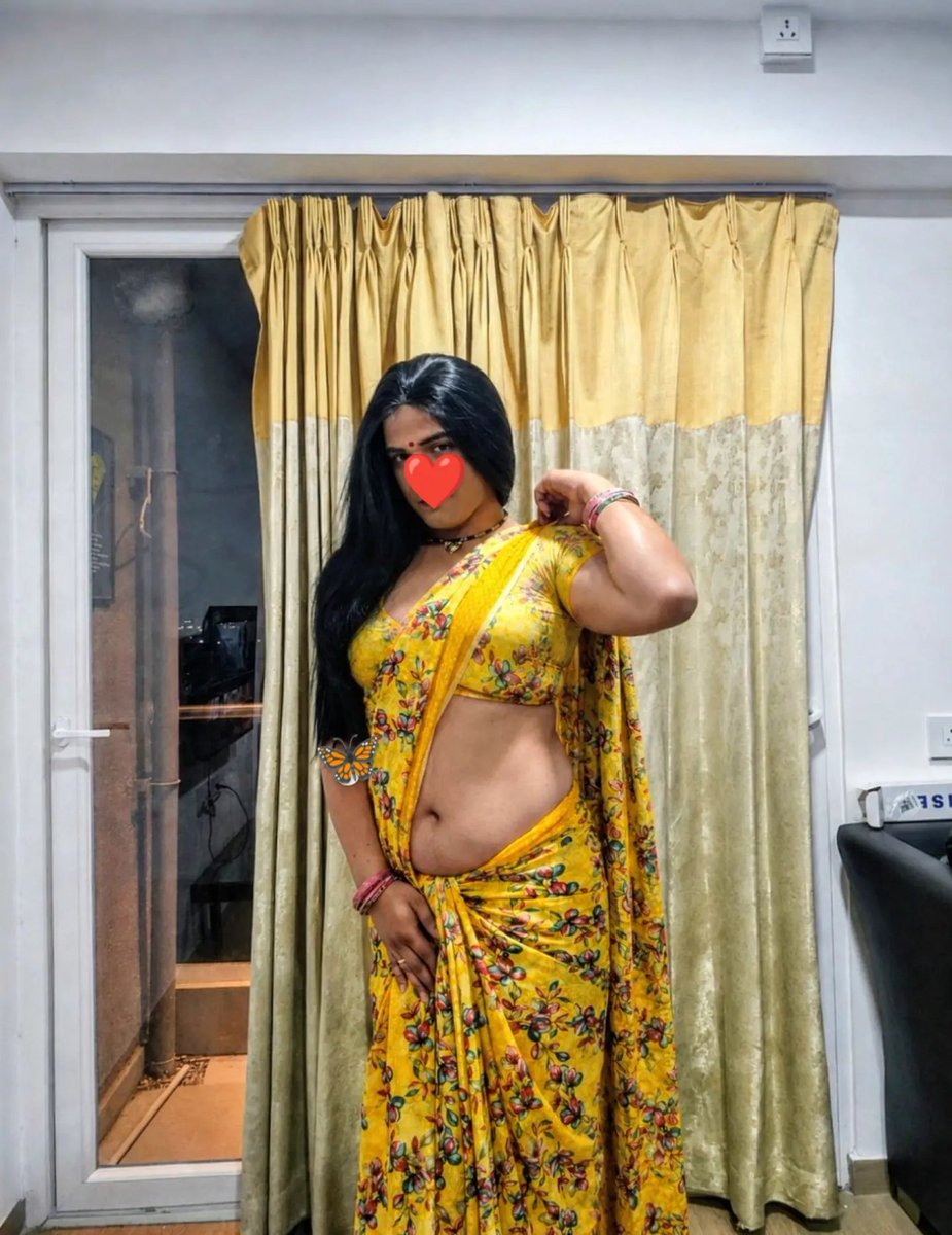 just_malavikaa's tweet photo. Helloooo ! How would you react if I say this is a man ? https://t.co/DAIPYzBnNY
