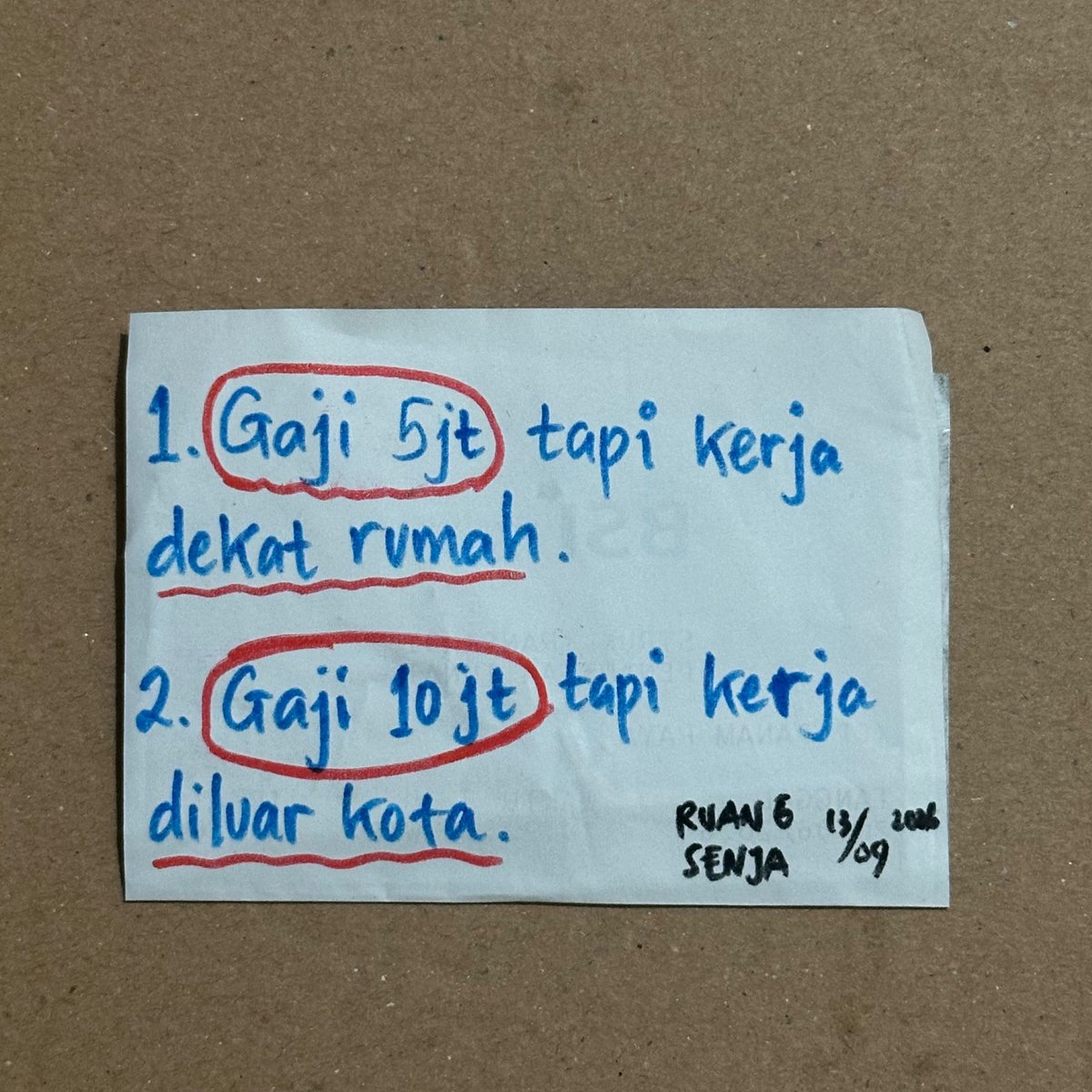RuangSenja_id's tweet photo. pilih yang mana? https://t.co/aPBum0iRwK