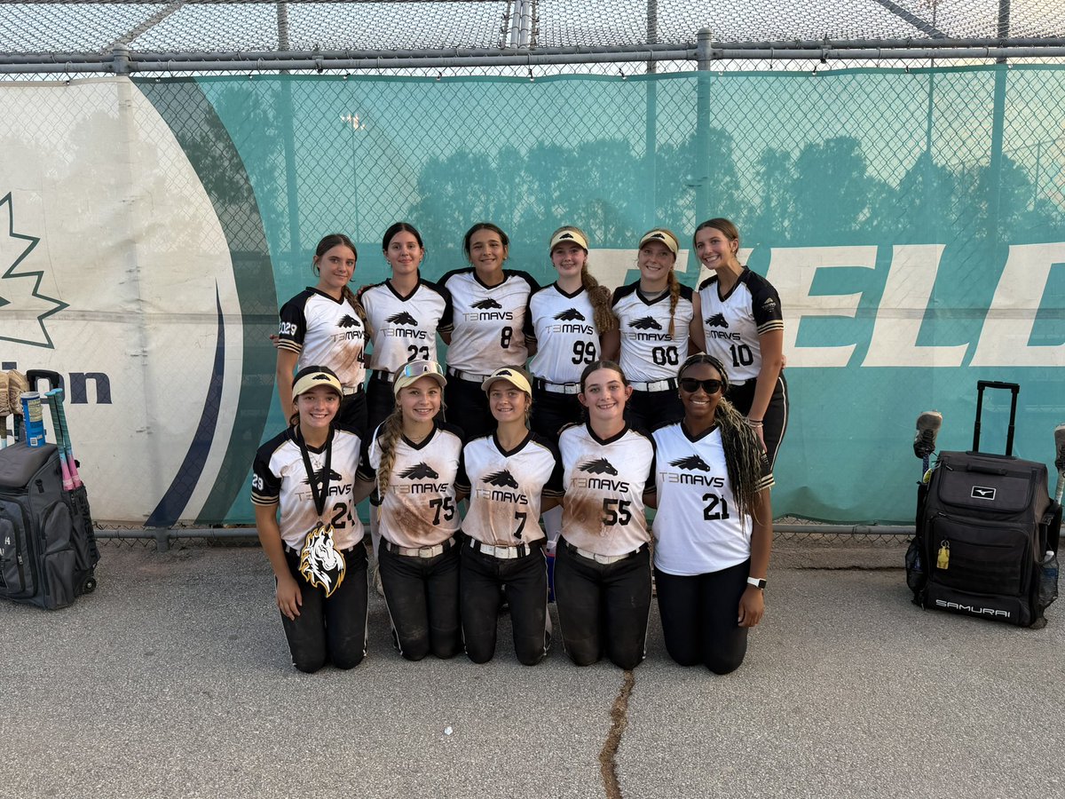 16UOHT3MavsGold's tweet photo. Strong day today for these young ladies at the 2026 Finesse/Hawks 16u/18u Alliance Qualifier going 2-1 with the only loss being to a very good @FCSelectPiconke team 2-1 with 2 runners on in our last at bat, great game!  Big 💣 by @alyssa_win2397!  Absolutely love this group! https://t.co/rCRPGDtkQ6