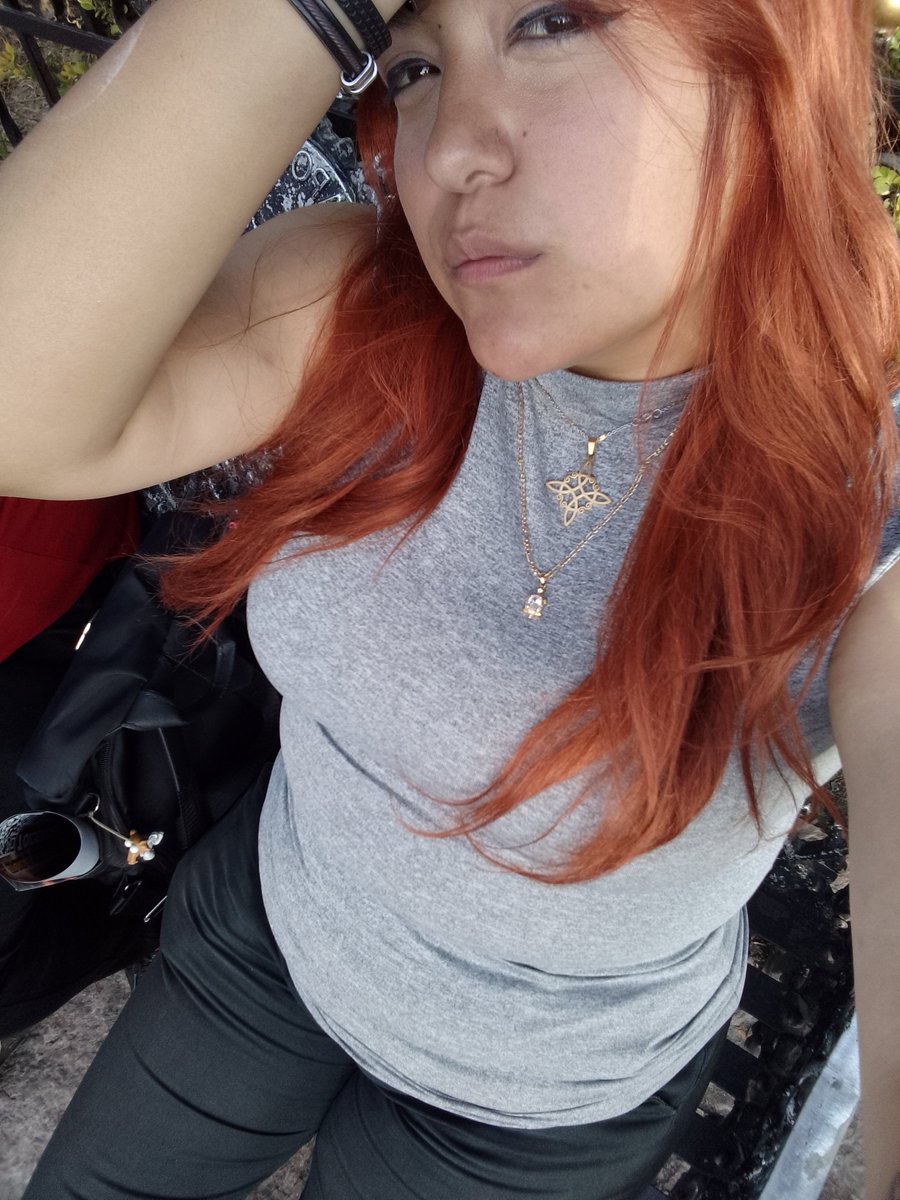 glsYol's tweet photo. Buenas noches, alguna amiga para platicar? 🙈

#cdmx #bi #dm https://t.co/VFBtusc6mH