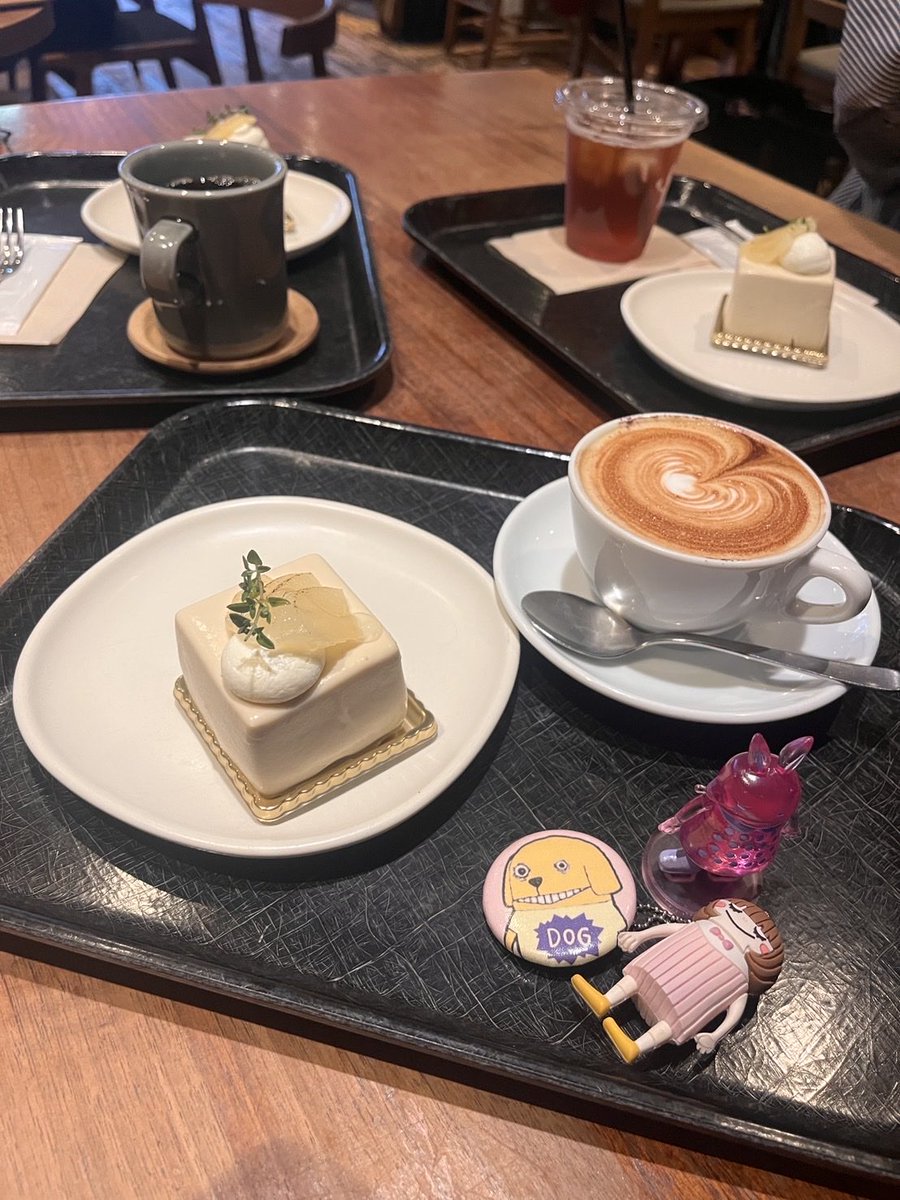 yonemame011's tweet photo. ルックバック見てきた〜！
優しい雰囲気の良い映画でした
ギターわかったよ🎸✨結構わかりやすかったかも
ランチもケーキもお喋りも楽しかった😍
いつもありがとう😊 https://t.co/B3Q8jLje5h