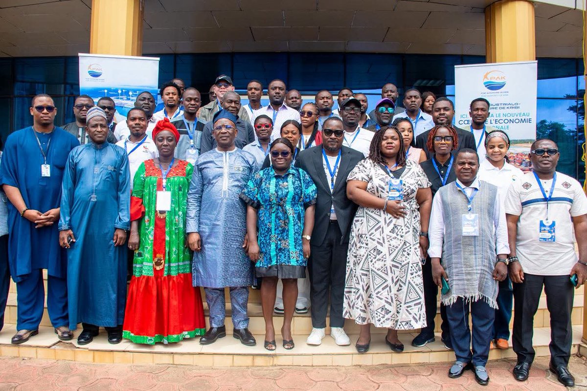 BilleEKG's tweet photo. Merci au Port Autonome de Kribi pour l'invitation au Digital Meet PAK 2026 ! Port en eau profonde, 4000 ha de zone industrielle, SIP, SmartPAK... une vraie passerelle logistique pour la CEMAC 🙏🏾 #WBMedia237 #Kribi #Cameroun https://t.co/aQtctIJ4j5