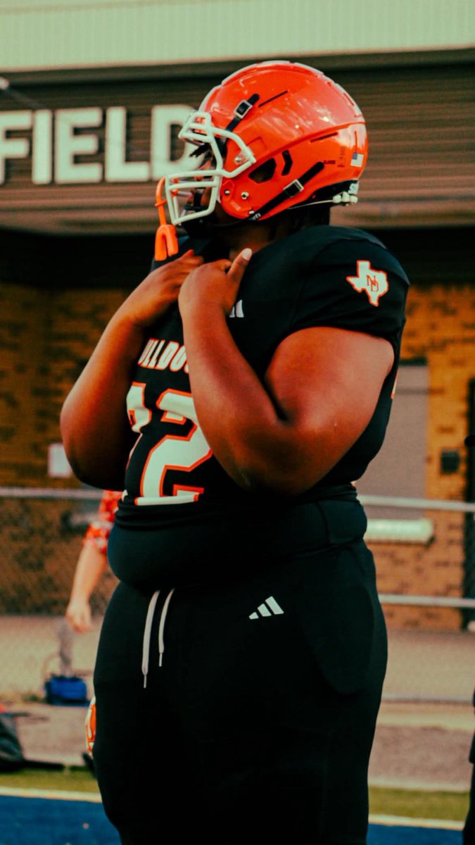 JordanNobleFB's tweet photo. Good tackles to help my team catch the win and also good blocking to help the offense @CoachHenzler @Marc_henderson_ #ToeTheLine https://t.co/NGrPXNoyIy