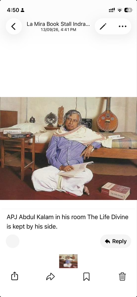 Sanjufflm4567's tweet photo. How can the end be vain when the God is guide ?
#Savitri #SriAurobindo 
When APJ was president of 🇮🇳 , this photo appeared on front cover of  @IndiaToday  , My 🧒 immediately recognised d 📕 #LifeDivine ! Grace ? A 👍 devotee of #MotherIndia APJ used 2 visit Pondy regularly . https://t.co/nLSdgy8fxb