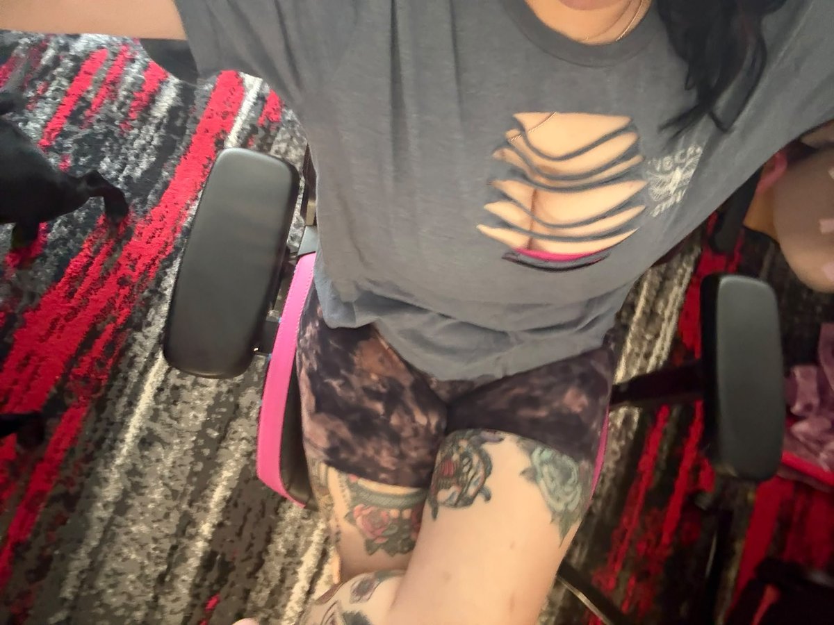 MiaLustfull's tweet photo. https://t.co/QKhmu8Rsep