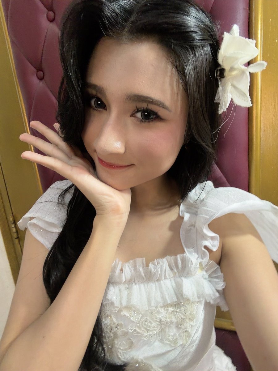 SW_RaishaJKT48's tweet photo. terima kasih untuk show ramune nya hari ini, sudah lama tidak ramune ramunean 😸 dapet unit song baru jugaa NICE TO MEET U 🫶🏻 terima kasih untuk semua dukungannya, sampai bertemu di show berikutnya ❤️❤️😊😊👌🏻👌🏻🤙🏻 https://t.co/L3ysf0ZBRq