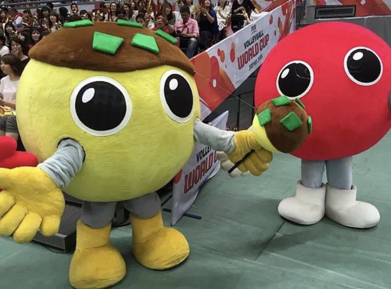 hamutapo's tweet photo. バレーボール男子

ずっと思ってた事
昔はバボが会場に居たんだけど、最近会場に居なくね？？
なんで？？🤔
後、たこ焼きバボいるの初めて知った
wwwwww

#男子バレー 
#バボちゃん 
#バレー https://t.co/X7qPyb1rVT