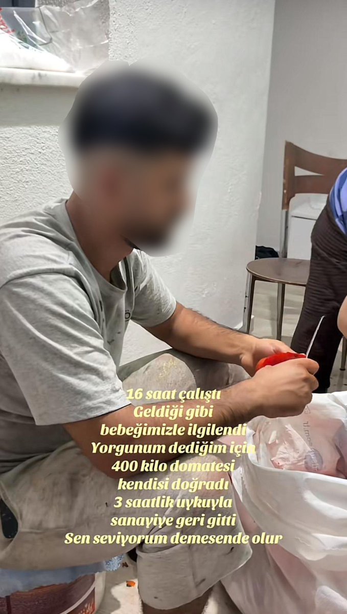 ZamHaberAjans's tweet photo. Bir kadın, 16 saat çalışmasına rağmen eve geldiğinde kendisine ve bebeğine destek olan eşini sosyal medyada paylaştı.

🔹 “Geldiği gibi bebeğimizle ilgilendi.”

🔹 “‘Yorgunum’ dediğim için 400 kilo domatesi kendisi doğradı.”

🔹 “3 saatlik uykuyla tekrar sanayiye gitti.”

🔹 “Sen ‘seviyorum’ demesen de olur.”