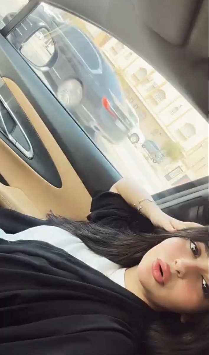 Tas_9087's tweet photo. لانا 🍒🫦 https://t.co/LfVk0YX1PB