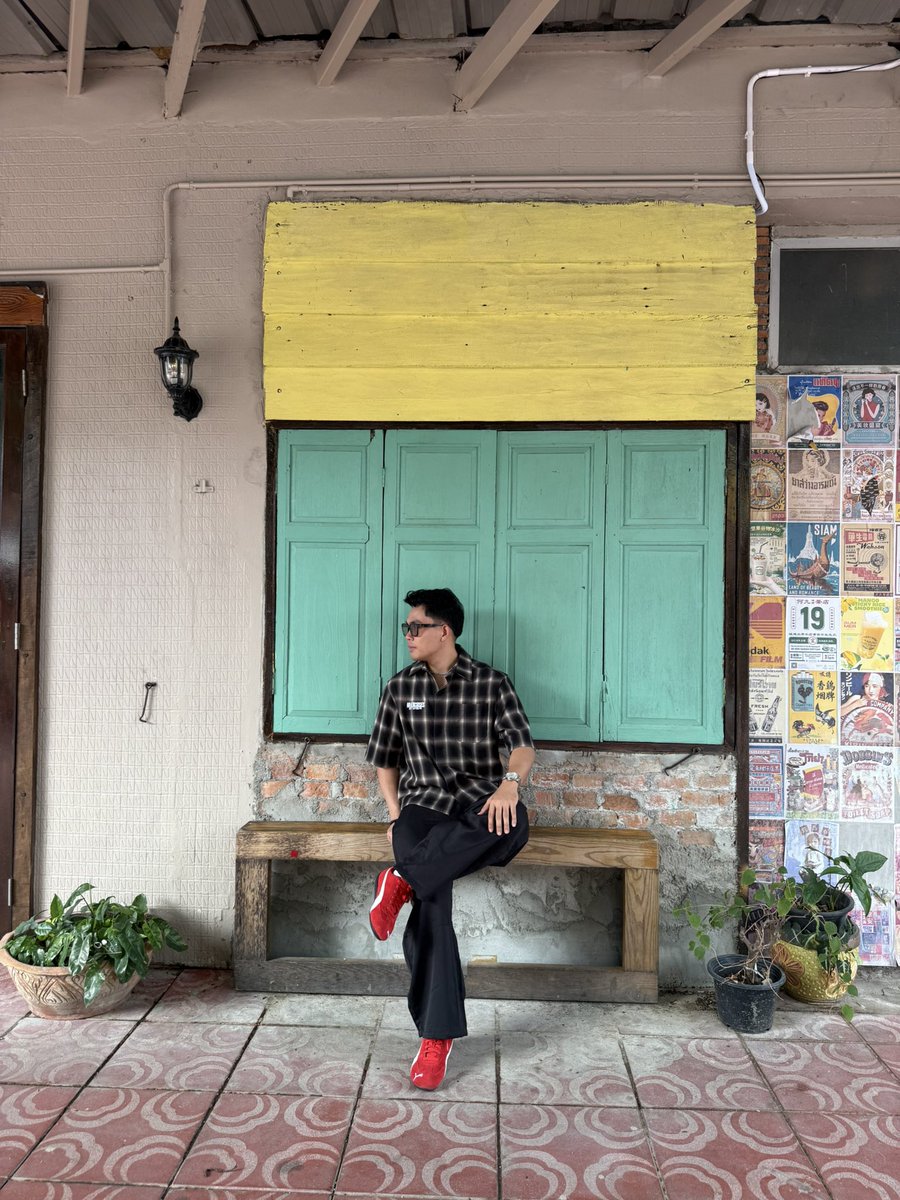 iamoween's tweet photo. some of my fits during our 8 day stay in thailand https://t.co/vt1whngo2A
