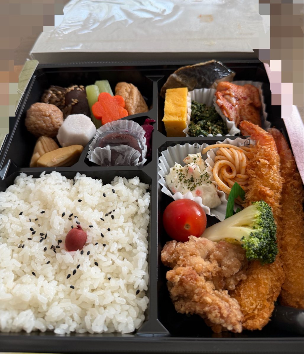 mika_flo39's tweet photo. べんと https://t.co/25dpuozEd2