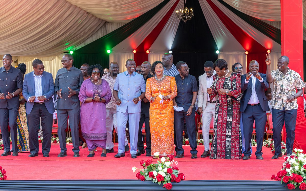 WilliamsRuto's tweet photo. "But those who hope in the Lord will renew their strength. - Isaiah 40:31 https://t.co/SUsVnuAhk3