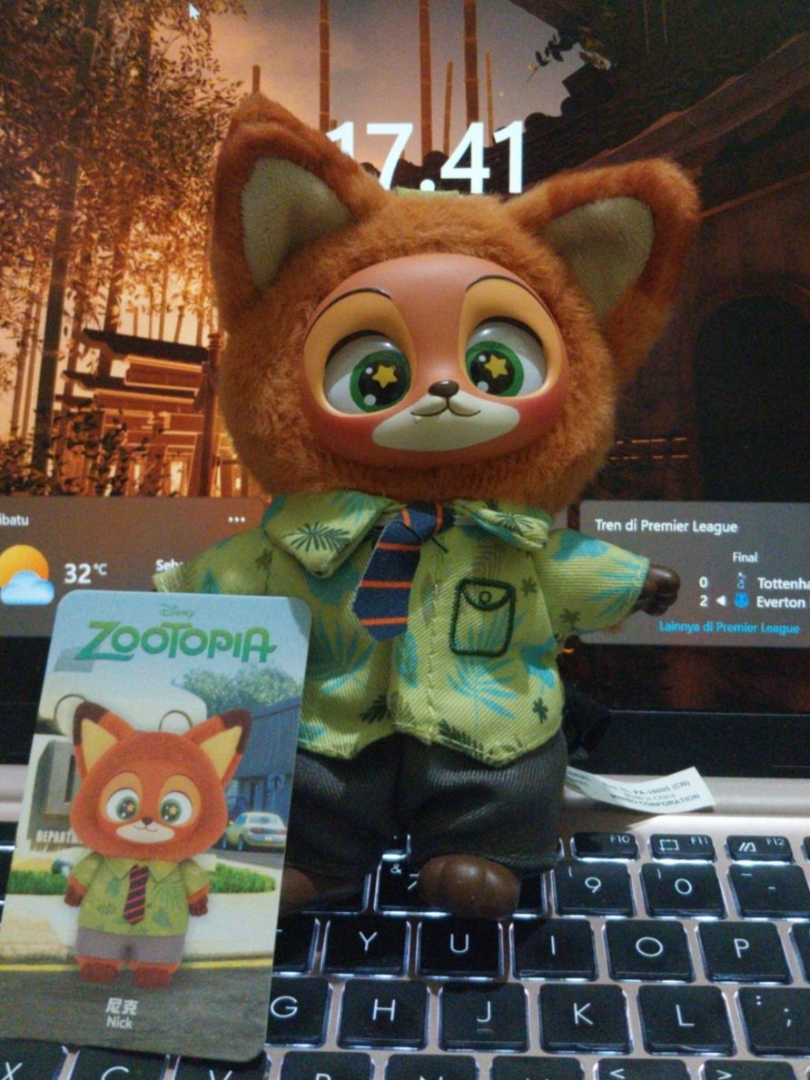 adrinaaaa_'s tweet photo. 🦊WTS WANT TO SELL NICK ZOOTOPIA MINISO BLINDBOX [UNSEALED]🦊 

• co, splitpay 🍊
• 350k (bole nego tipis)
• box dan kartu masi lengkap
• condi bisa dm ya^^

❗️not for sensitive buyer❗️
#wts #blindbox #miniso #zootopia
#minisoxzootopia #nick #keychain #wanttosell #keychain https://t.co/yvIkYqrbA8