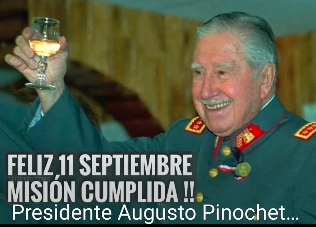 pqm2470's tweet photo. @Incorru47125032 Ahí está el Padre de la Patria...maldito comunista hijo de las mil recontra putas...mal nacido de mierda!.
Te crio un militar, te educó y mató el hambre uno de los que odias.  Infeliz. https://t.co/XAEGx2Vcla
