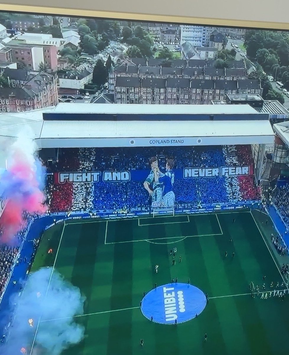 belfastgirl30's tweet photo. 🔴⚪️🔵 https://t.co/7f3E7tOyQz