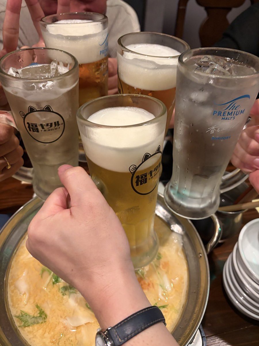 e_Irie0821's tweet photo. 昨日の夜は2つ加入しているグルの1つで、夕方から金山駅周辺でオフ会でした☆
新しく加入したメンバーさんもいたり、久々に会えたメンバーもいて楽しかったです🍺
また次回は11月に会いましょう！(´･Д･)」
#オフ会　#飲み会 https://t.co/7L5jhNSVDe
