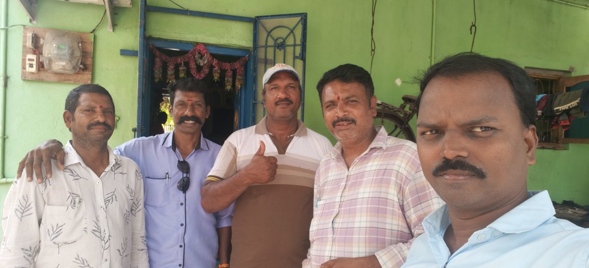 paseli51572's tweet photo. 🚀 INTERLINK NEW JOININGS @ TIRUPATI 💙
A New Beginning • A Stronger Community • A Bigger Vision
Today, we are excited to welcome new Linkers from Tirupati into the growing InterLink community! 🌐🤝
✨ Welcome to the InterLink Family!
Together, we are learning, connecting, building, and moving forward toward a future powered by Human Nodes, community participation, and innovation.
📍 Location: Tirupati, Andhra Pradesh
📅 Date: 13-09-2026
👥 New Members: New InterLink Linkers
🤝 Community Builder: Mr. PASELI RAJESH
One Community. One Vision. One Future. 💙
@kv_interlink
@reina_itl
@MaheshMagnus1
@inter_link
@interlinklabsas
#InterLink #ITLG #ITL #NewJoinings  #InterLinkCommunity #Linkers #CommunityBuilder