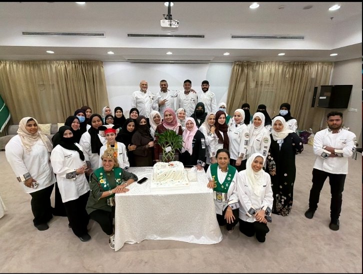 chefscarnival's tweet photo. نادي كرنفال الطهاة يكشف عن إنجازاته ومشاركاته القادمة ومفاجأة كبرى لأعضائه

عقد نادي كرنفال الطهاة اليوم لقاءه الدوري، في أجواء جمعت بين الفخر بما تحقق، والاستعداد لما هو قادم، حيث استعرض النادي عددًا من إنجازاته التي تحققت بجهود أعضائه، وناقش الترتيبات النهائية لمشاركته المرتقبة https://t.co/h0fLNynq7z