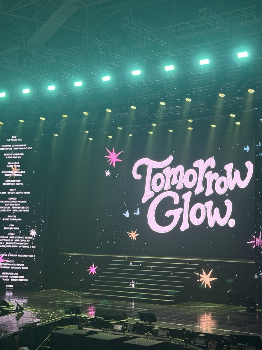 s1eep1n9's tweet photo. 이번 콘서트 컨셉부터 무대, vcr, 세트리스트까지 전부 짱! 좋았어요 프나를 좋아한 뒤로 저의 덥기만 했던 여름에 다양한 추억이 차곡차곡 쌓여서 행복했는데 올해도 이렇게 좋은 추억 만들 수 있어서 정말 기뻐요! 앞으로도 같이 즐거운 추억 마니마니 만듭시다🍀✨
#TOMORROW_GLOW_함께라서_더_빛나 https://t.co/c2Gc1dCc0a