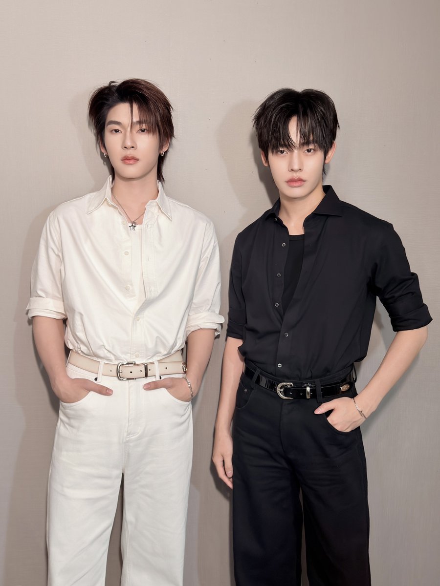 DomundiTV's tweet photo. พบกับ “ตี๋ตี๋” @twnpich และ “ป๋อ” @porsuppakarn ได้ในงาน DUMBLE BREATH OF MEMORY WITH TEETEEPOR ✨

#DumblexTeeteePor https://t.co/BC7ZQYCHtm