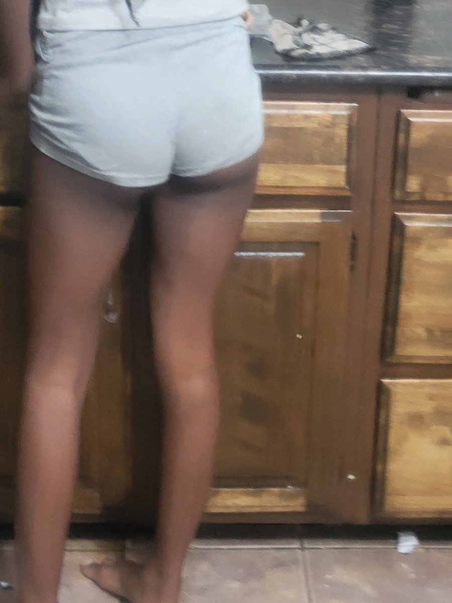 Zenny6543's tweet photo. Dm here or on tele if you wanna trib or see more of my sis creeps @Deluxity65 https://t.co/iFBZIUIpSm