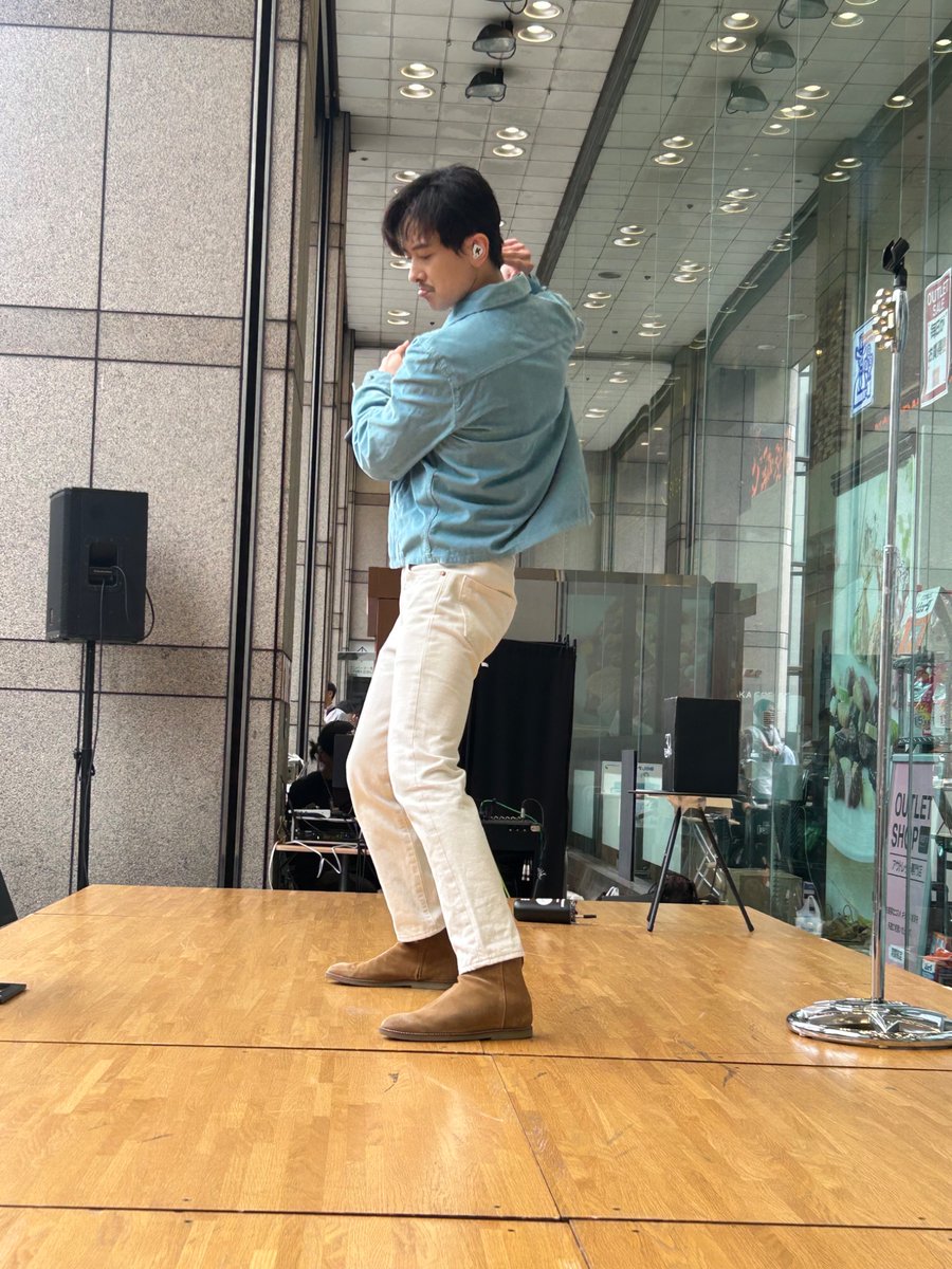 anankwangdayo's tweet photo. #39PROJECT VOL.3 2nd Solo Album Release Event Final Day4 #錦糸町マルイ 沢山来てくれてありがとう。昨日の不思議な気持ちから今日の外のステージは慣れてきて、凄い楽しかったなー 最高！またいつかやりたいと思います！改めて、昨日から2Dayz！本当にありがとうございました！I Will Be Back! 🫵 https://t.co/wB3YkVzUoX