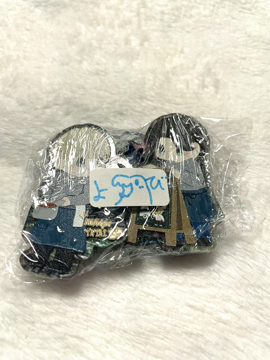 Lettis777's tweet photo. Yousei印刷さんの夏キャンペーンで作っていただいたアクキーが届きました〜！！✨不備だらけのデータで本当に申し訳なかったのですがとても綺麗に刷っていただけていて有難い………予備のイラストも可愛くて最高です🥳 https://t.co/3KnGfunpRB