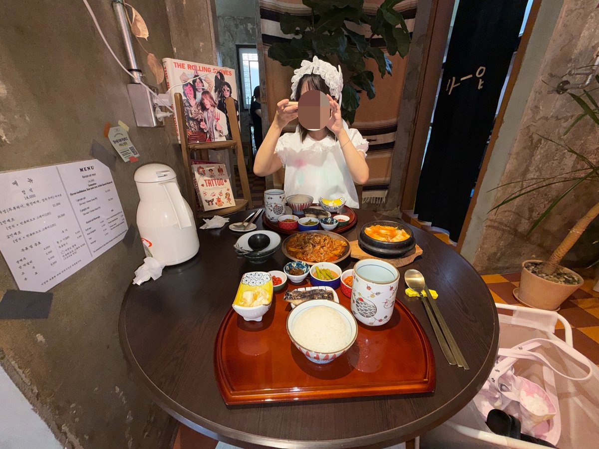 undingeee's tweet photo. 로릴수잇을때로리쟈👼🏻 https://t.co/IEuAX7pBYT