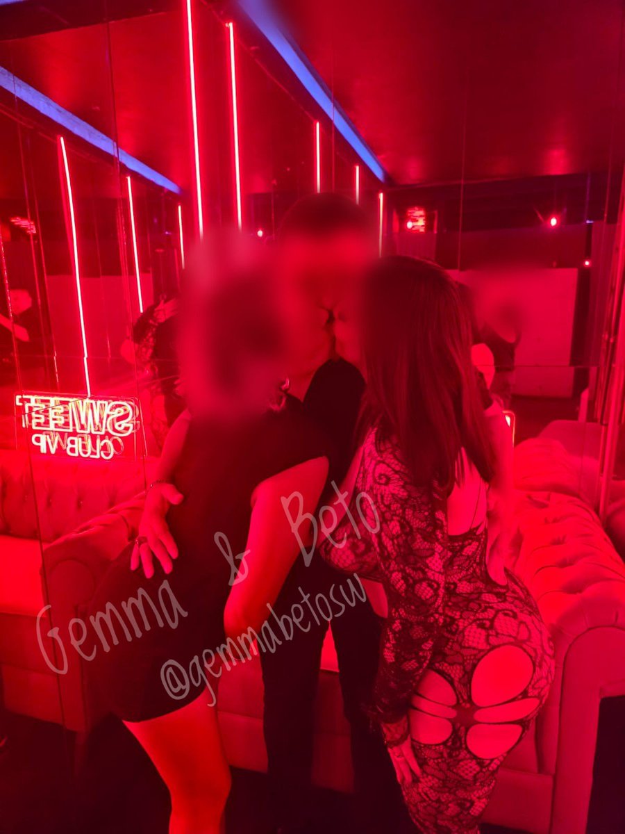 GemmaBetoSW's tweet photo. Excelente noche mexicana en @Sweetgdlvip y lo que falta del mes pa' trios 😋 ✨🦄 https://t.co/WFoODnjmM6