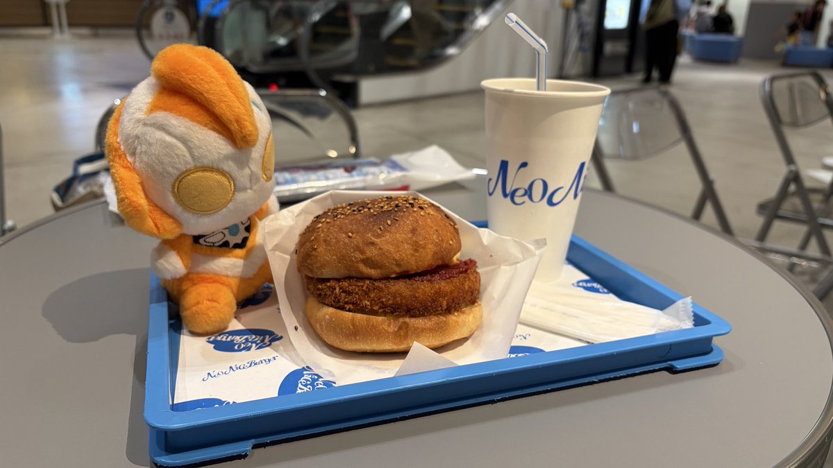 midorinfinity's tweet photo. コアランチ🍽️ᜊ•o•ᜊ
今日は１日ウルトラマンの日だった、明日は新弾探しの旅に出ねば。 https://t.co/PyQwJwBluh