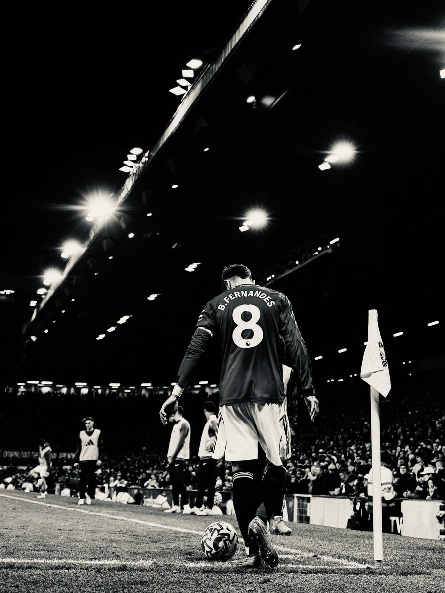 Lionel_Lingard's tweet photo. Bruno Fernandes is suffering from over-availability. 

I remember players like Kelvin De Bruyne, Toni Kroos, Luka Modric, Andrés Iniesta, Xavi Hernández, Xabi Alonso, Paul Scholes, Zinedine Zidane, and so on.

They were great players and were among the best midfielders in the world. 

But you know why the fans revered them so highly? It's because the fans always missed them.

As great as they were, they showed that part of being human — they always got injured most of the time. 

And when they were out for a certain period of time, their clubs began to struggle without them because their absence usually left an irreplaceable void in the team. 

So this made the fans miss them so much and appreciate their presence whenever they were on the pitch. 

City struggled many times under Pep Guardiola without De Bruyne and whenever he was back they sang his praises. 

Manchester United struggled under Sir Alex Ferguson without Paul Scholes, especially when he retired, the fans missed him, SAF missed him too, and had to call him out of retirement and this even made the fans appreciate his presence more.

Bruno Fernandes ever since he set foot in the Premier League has been the best player in the league. 

He broke/and is still breaking so many records.

He's among the greatest midfielders in the Premier League and in the world at large 

He's important to Manchester United and is the best thing to ever happen to the club post SAF. 

Bruno is never injured. Always available. Always giving his all. Plays like a robot. 

But do you know why some of our fans don't like him? This has something to do with psychology.

They call it habituation in psychology. That is: when someone is constantly available, their presence can become psychologically taken for granted. What was once special becomes ordinary.

There's even a saying in my culture that goes “Too much availability breeds disrespect.”

This is what Manchester United fans who don't like Bruno are suffering from. I don't blame them either. It takes a person with very strong cognitive reasoning and a great sense of appreciation not to fall into that psychological trap.

In sports psychology, there's something called performance variability: this is when a player can't maintain peak performance in every game. Sometimes because of high workloads and fatigue. Sometimes because of a high number of games played. 

Bruno plays 10 consecutive matches, he is excellent in all of them. Then in the 11th, 12th, and 13th matches, he has bad games. That is normal and not worth criticism, that is performance variability occurring.  

Bruno Fernandes has spent over 6 years at United with 216 G/A (110 goals and 106 assists). 

This is not a small feat for a midfielder, and he wouldn't have achieved this if he hadn't been consistently good.

Since he joined the club till this moment, his good performance ratio has always been higher than his bad performance ratio and that is why you will never see me criticize him, and when I do, it’s always constructive. 

We might call him a robot but at the end of the day he's still a human and he's not immune to mistakes.

His over-availability is a blessing to us. Let's not turn it into a curse for him.

Bruno is a rare gem and one of a kind.

When he's gone, we look back, miss him, and appreciate the times he spent with us and wish we had appreciated him more.

Let's respect our legend now that he's still with us.