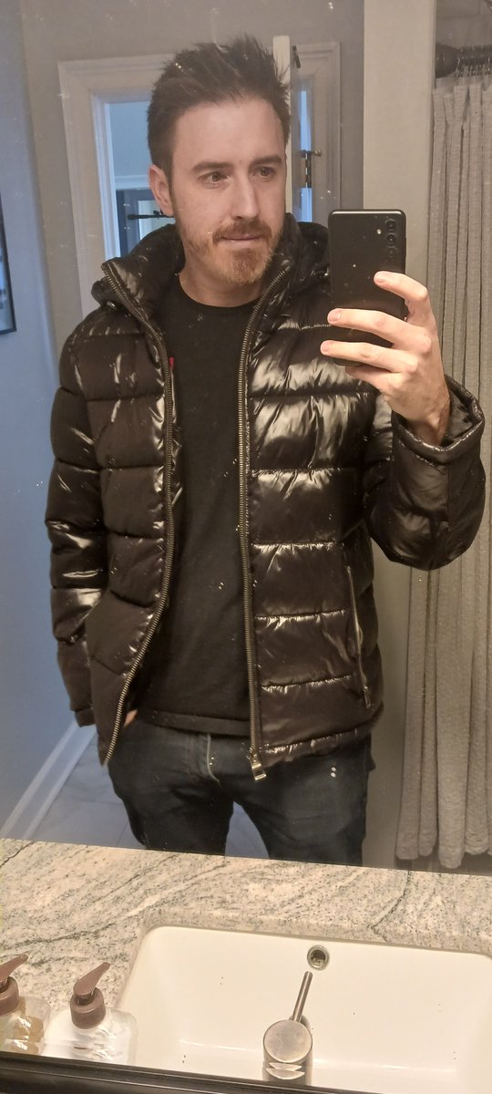 billyburlington's tweet photo. Fit check #Atlanta https://t.co/v6yS1PAp6u