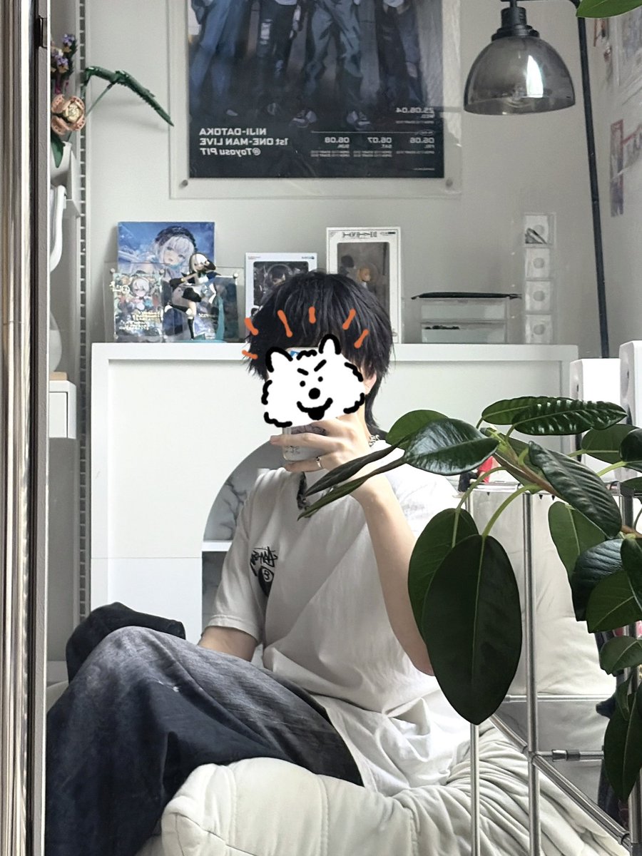 wanx2_inu's tweet photo. ほんとに最近の運が絶望的なのでまずは大掃除を決意🧹 https://t.co/wRmIwLR4ao