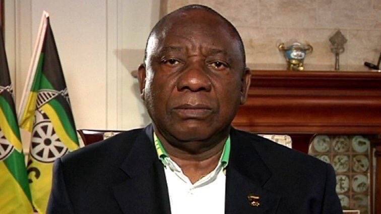 AdvoBarryRoux's tweet photo. We need to be grateful for South Africa’s Constitution. In some African countries, people are sent to jail for criticising their Presidents, or get kidnapped. Yet in SA, we can call Cyril Ramaphosa “Ramanose” &amp; still go about our lives. That freedom shouldn’t be taken for granted https://t.co/wwnaArloHk