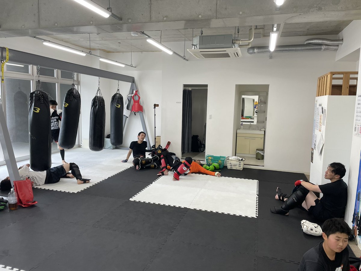 gym_kick's tweet photo. オヤジキック出場目指して、40代、50代、頑張ってます！(^^) https://t.co/1NozqLuACr