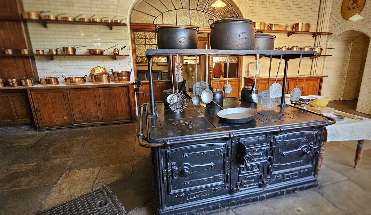neilbuttery's tweet photo. A trip to Tatton Park and naturally my favourite bit was the downstairs...

📷 kitchen, stillroom, housekeeper's room, scullery https://t.co/fOpcG7wslh