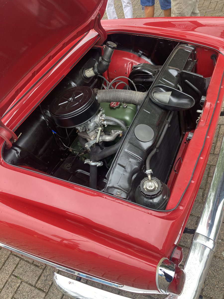 classiccarguru1's tweet photo. 2 owner low mile unrestored #Unicorn #Caravelle at #PortSolent Car Meet https://t.co/6sKTZcsgnZ