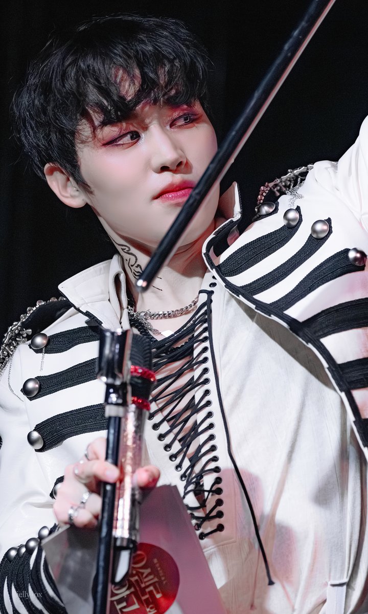 _YMJELLY's tweet photo. 260910 오셀로와 이아고

#김경록 이아고 https://t.co/Og1MUi9ejH