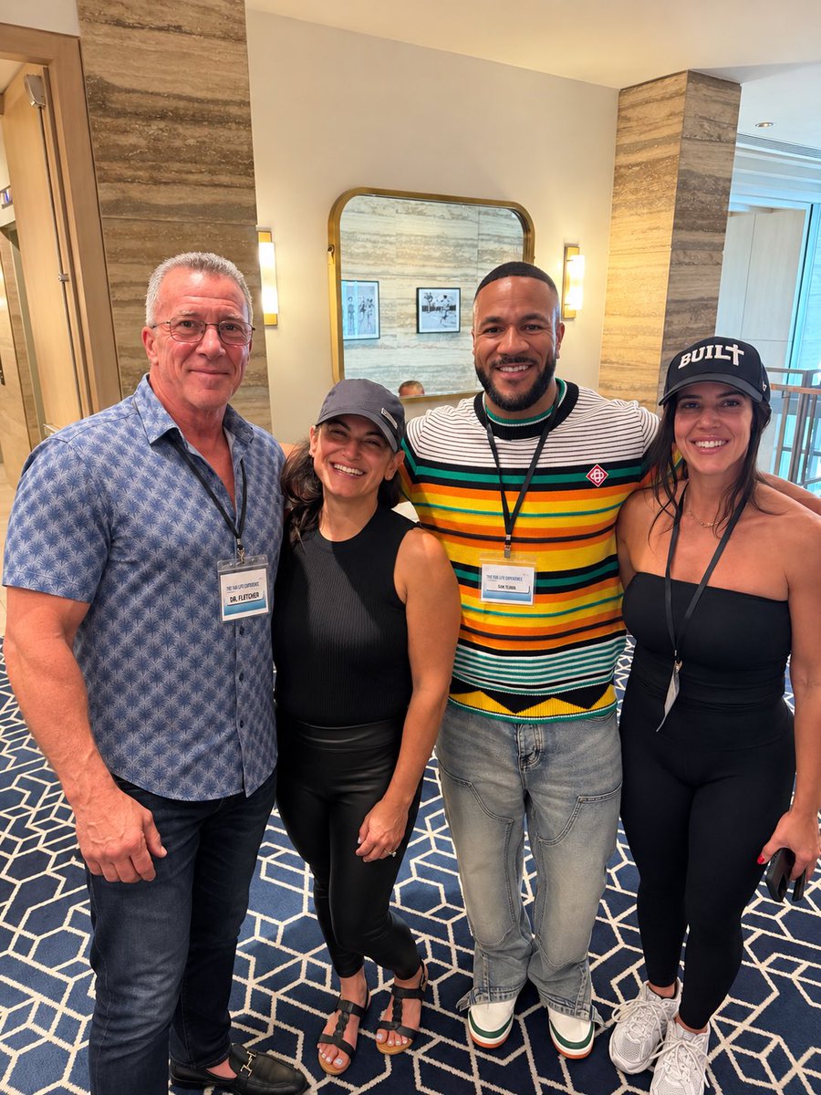 robfletcherLMG's tweet photo. THE POWER OF THE ROOM. THE POWER OF RELATIONSHIPS. THE POWER OF PURPOSE.

The FAB @drfabmancini Life Experience at the Four Seasons Hotel Fort Lauderdale was much more than another event. It was a room filled with entrepreneurs, educators, media leaders, and mentors. https://t.co/6qKRTeqPyp