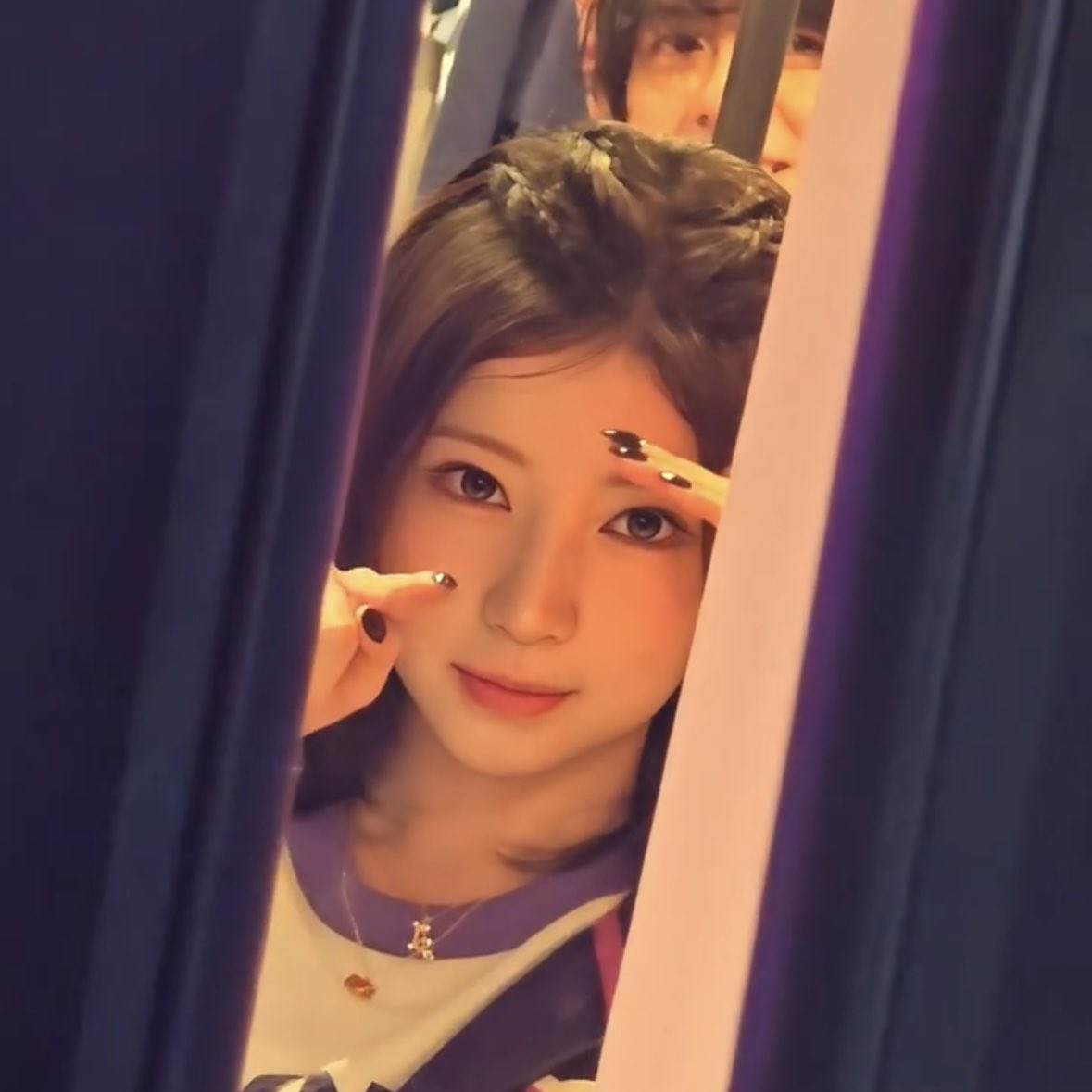 bossbaby0417's tweet photo. A fan service moment caught in the gap.

#ASA #ENAMIASA #아사 #BABYMONSTER https://t.co/0O7BVn8gTw