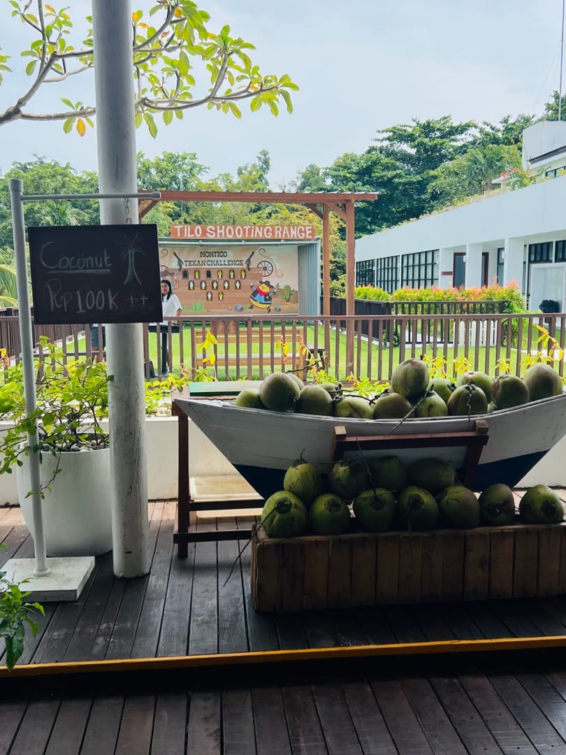 ec08040528's tweet photo. Care and diligence bring luck.🪓🤔✖🤿
市集闲逛，感受满满鲜活美食气息贵阳的丝娃娃，上海的本帮红烧肉，成都的甜水面，静安的静安糕团，长春的锅包肉，门上上海的蟹粉小笼@NandaSilalahi11
郑州的胡辣汤外 围珠海的横琴蚝💈 https://t.co/2rxz7d8xTA
