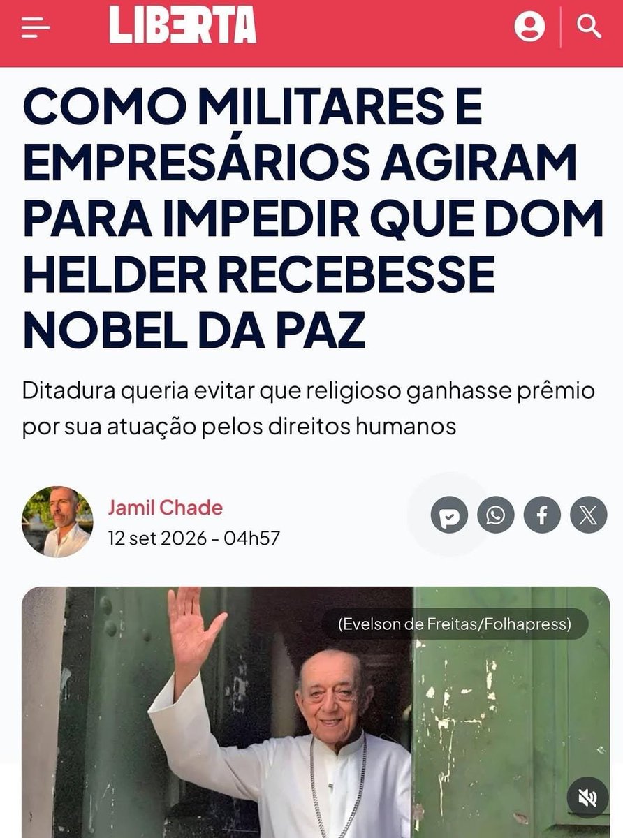 SpektarComm's tweet photo. No auge da repressão no Brasil, militares e empresários orquestraram uma operacão para impedir que o arcebispo-emérito de Olinda e Recife, Dom Helder Câmara, fosse o vencedor do Prêmio Nobel da Paz.

O religioso foi indicado quatro vezes à premiação por suas ações em defesa dos direitos humanos no Brasil. 

Mas, no período de quatro anos consecutivos, de 1970 a 1973, o regime militar agiu nos bastidores e fez ameaças.

Em 1970, representantes da direção da Scania e de outras empresas de origem escandinava que operavam no país, foram chamados pelos militares para impedir que Dom Helder fosse agraciado.

 O movimento obteve sucesso, mas deixou consequências que perduram até hoje.

O relato faz parte do livro "Repressão Sociedade Anônima - Como banqueiros, fabricantes de veículos e metalúrgicas agiram para reprimir trabalhadores na ditadura militar", que os jornalistas Eduardo Reina e Maria Angélica Ferrasoli lançaram pela Alameda Casa Editorial.