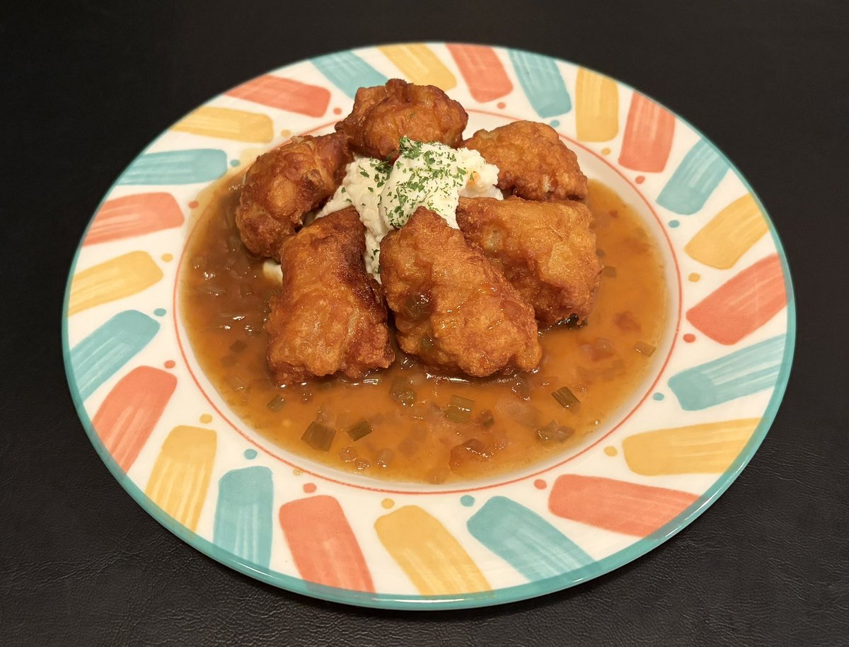 reietsugo's tweet photo. 冷やし塩ら〜めん

唐揚げ/特製ソース&amp;ポテトサラダ

うな丼&amp;ポテトサラダ

季節の変わり目は体調を崩しやすいので、うなぎなどで栄養補給。

#麺ジャラスK #川田利明 #お腹ヘルミッショネルズ #ラーメン #唐揚げ https://t.co/nbT2WDmEhR