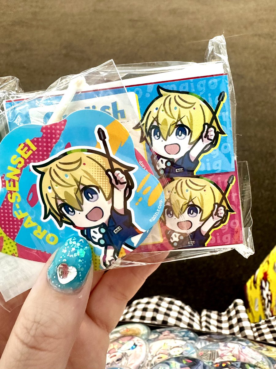 K_FsRk___s2's tweet photo. 休憩していたら…
おらふくん好きですかー？って
突如お声がけいただいて…
いただいてしまった！！！！！
優しい世界すぎる😭♡
ありがとうございます！
大切にしますぅぅぅ😭♡♡♡ https://t.co/mrFAiqdsSN